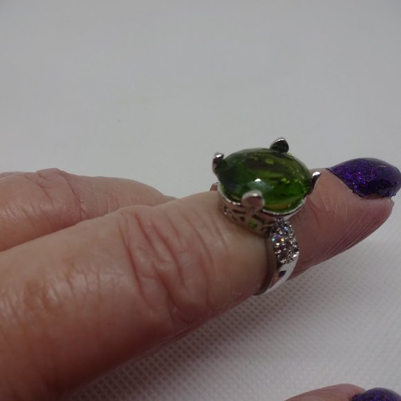 Beautiful "SIMULATED PERIDOT & WHITE TOPAZ" Handmade Silver Ring Size 7 #789 - Picture 2 of 3